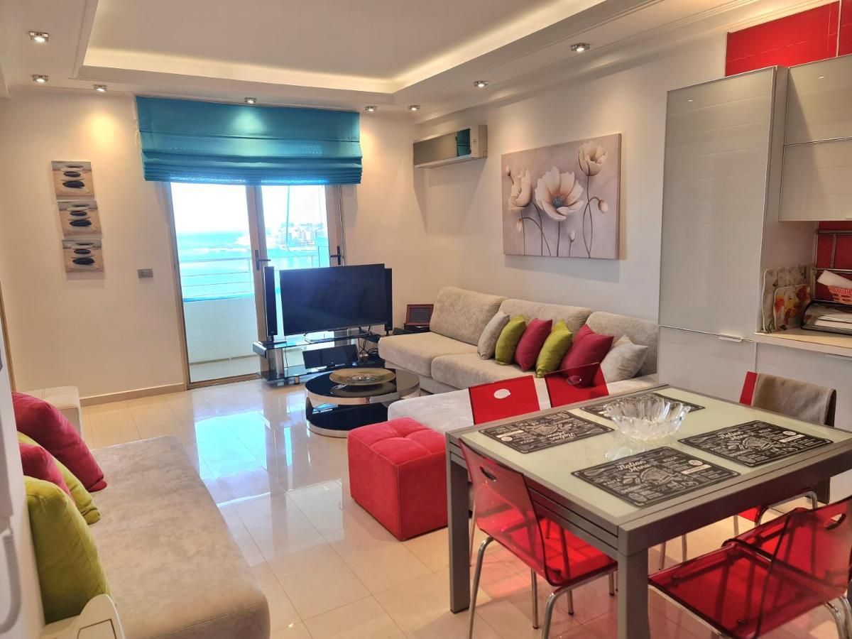 Luxury Seafront Apartments Саранда Экстерьер фото